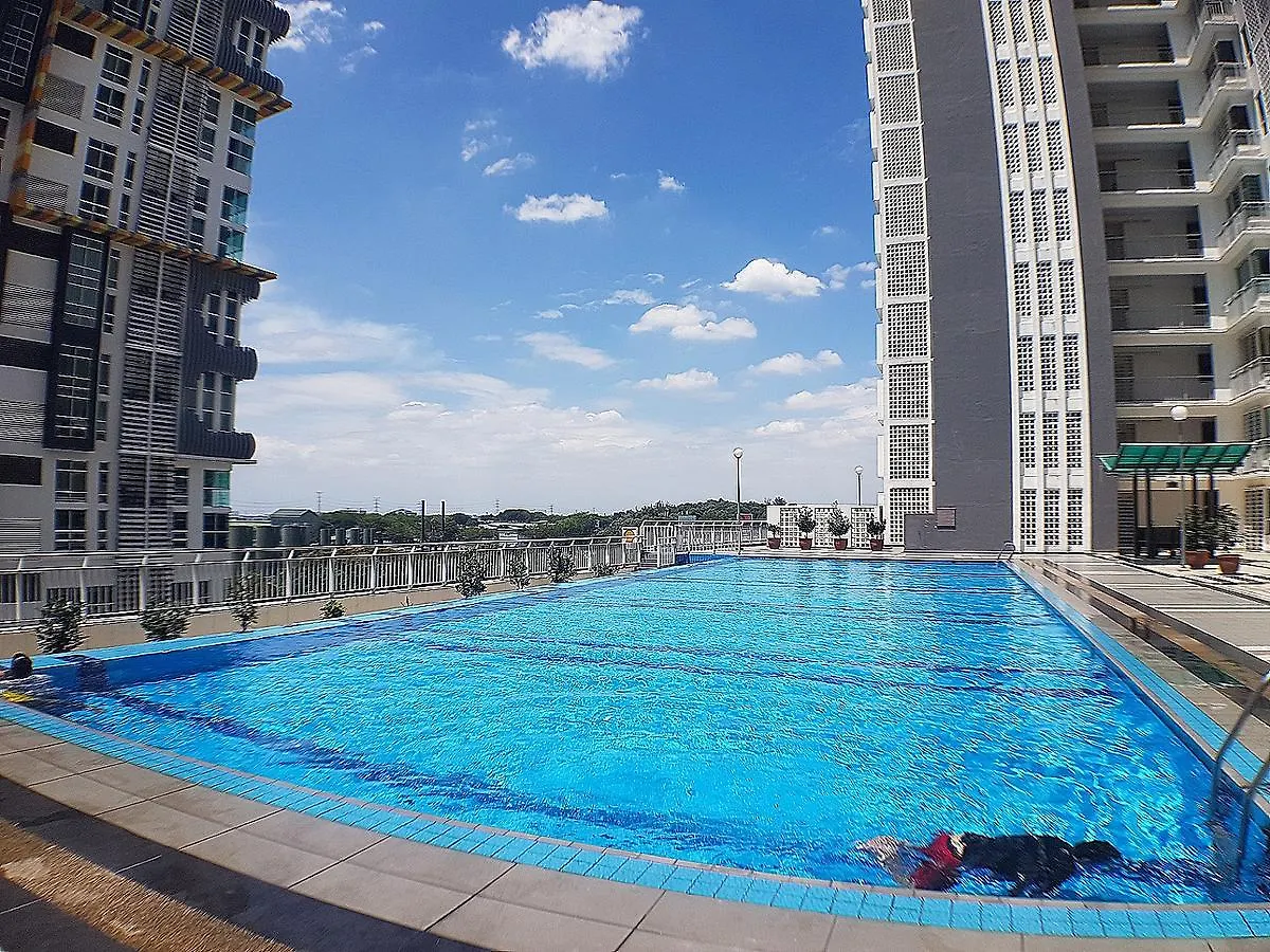 Deluxe Apartment In Shah Alam City Near Msu